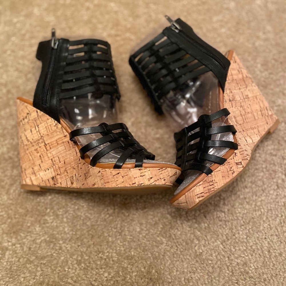 WM Ankle Wedge Heels NWOT